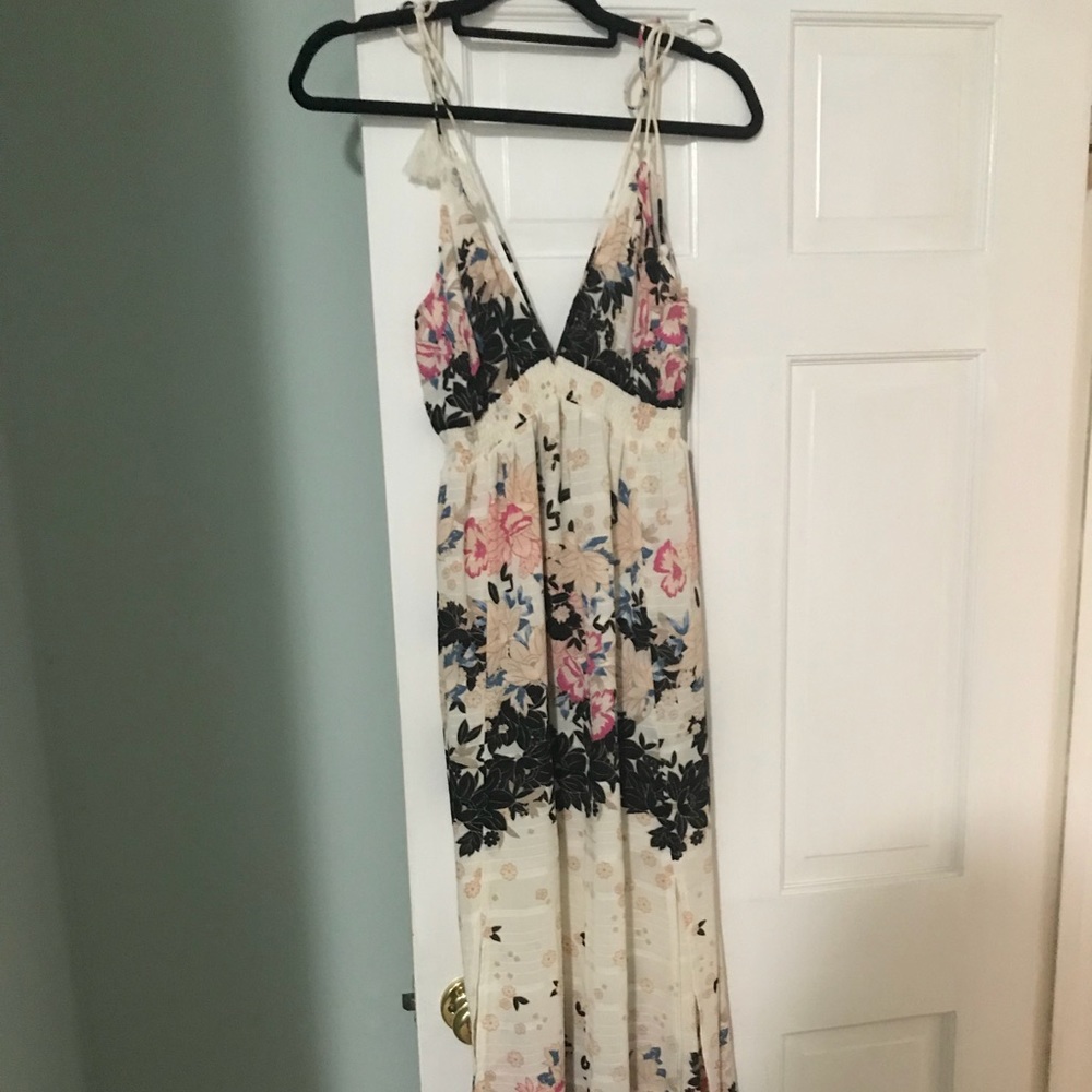 Floral maxi dress!